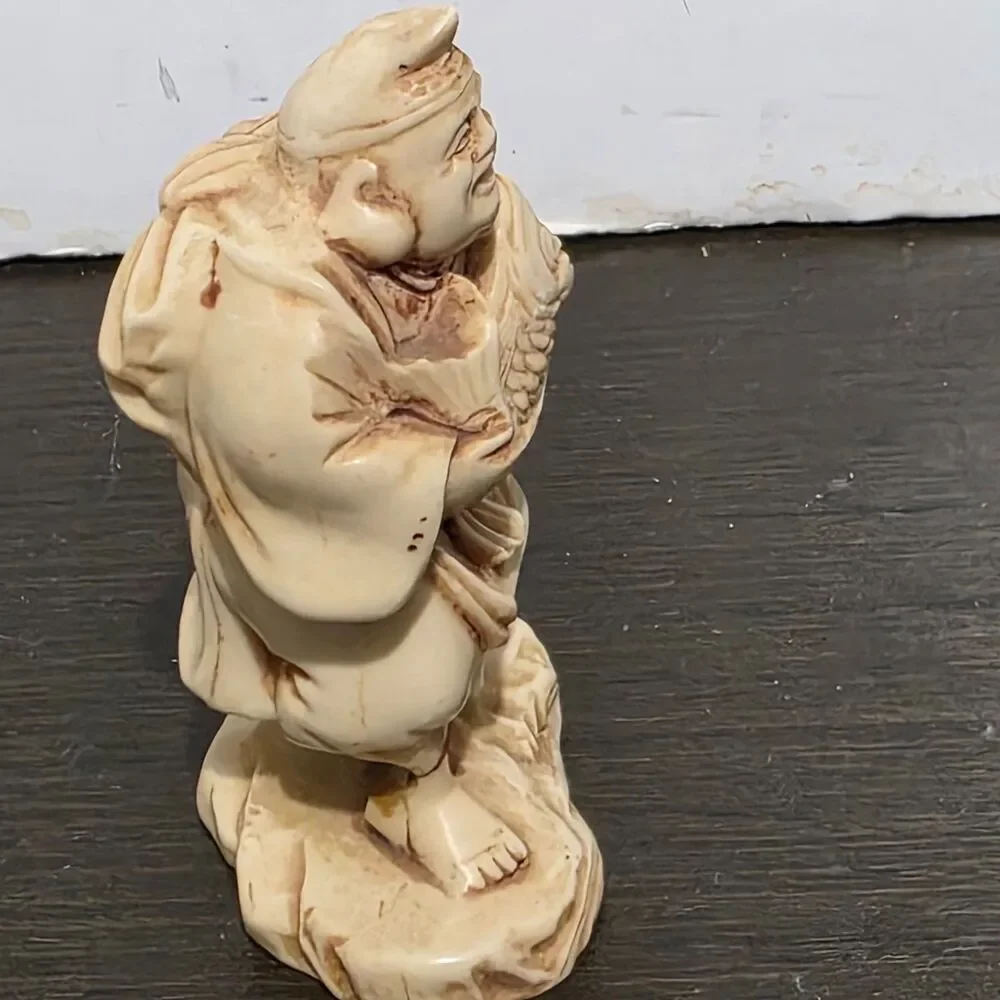 Vtg Asian Japanese Carving Old Man with Fish Cast Fesin Faux Ivory